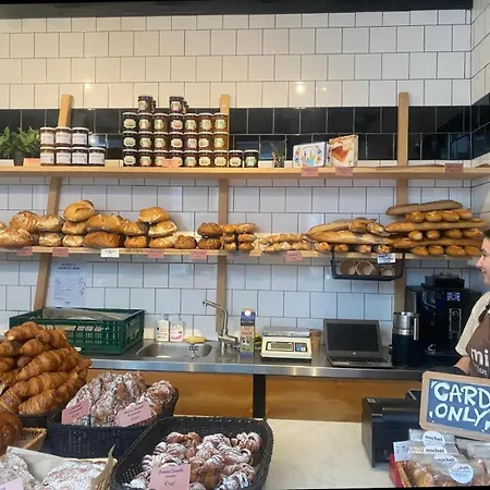 The Royal Ii - R.q.c. *