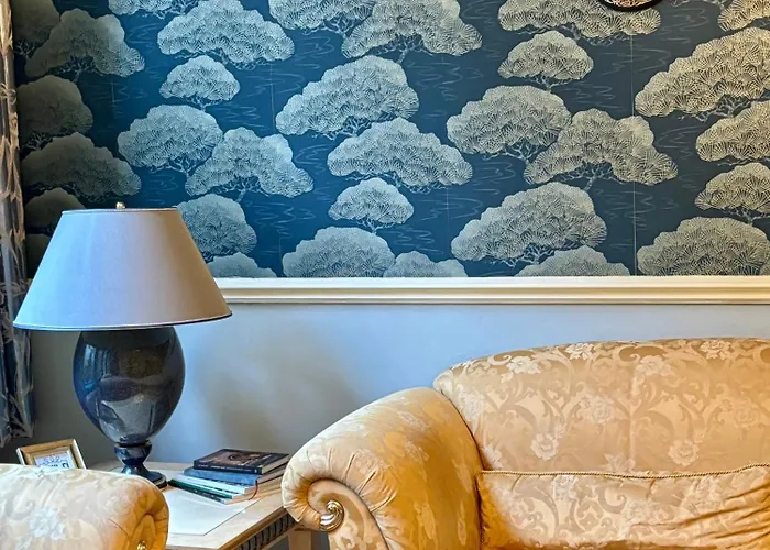 The Royal Ii - R.q.c.