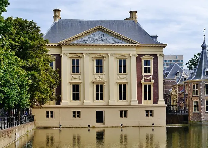 The Royal Ii - R.q.c.