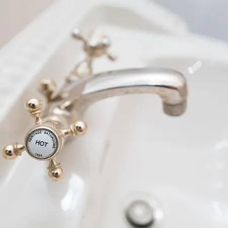 The Royal Ii - R.q.c.