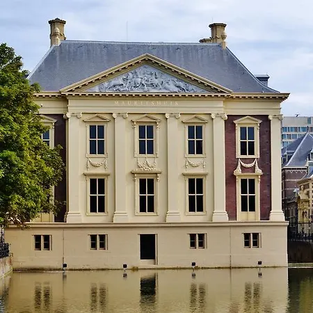 The Royal Ii - R.q.c.