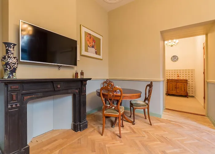 The Royal Ii - R.q.c.